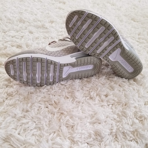 Nike Air Max Sequent 2 - Picture 5 of 5